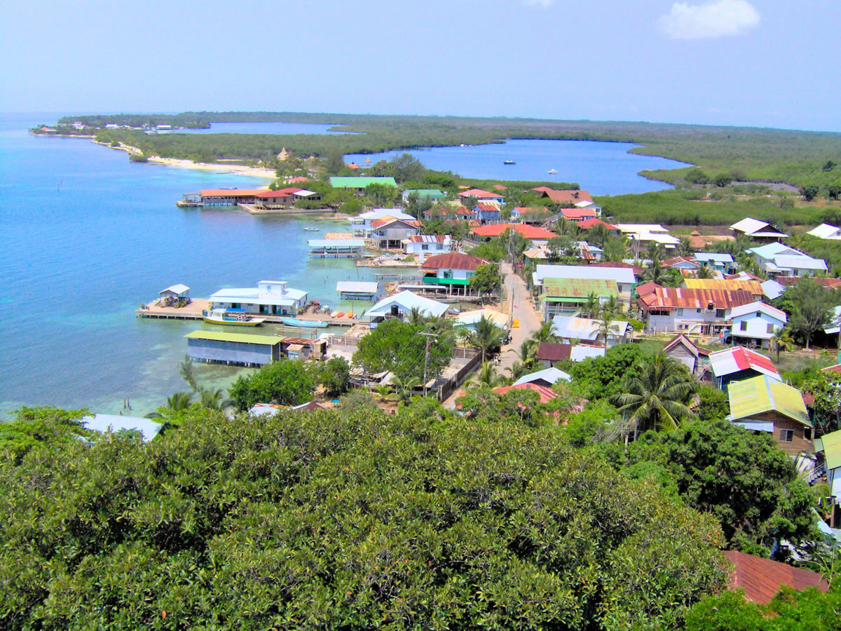 Sandy Bay Honduras